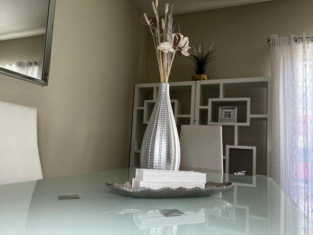 Spacious, Chic 3Bd, Sleeps 8 Convenient To Everything Las Vegas Exterior photo